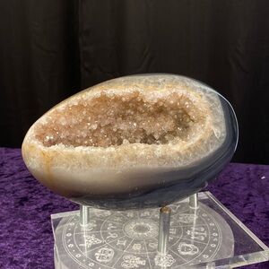 Druzy Agate Egg 🥚🤍🥚